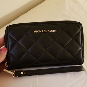 Michael Kors black quilted wristlet wallet